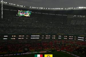 重磅由于雷暴天气，墨西哥对决厄瓜多尔推迟15分钟开球，原定9点开始直播_重磅由于雷暴天气，墨西哥对决厄瓜多尔推迟15分钟开球，原定9点开始直播在线观看_免费看直播