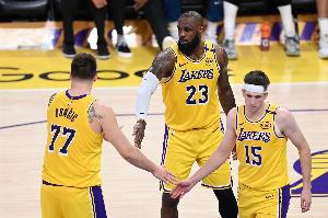 实时乐球体育nba足球jrs...低调看直播_实时乐球体育nba足球jrs...低调看直播在线观看_免费看直播