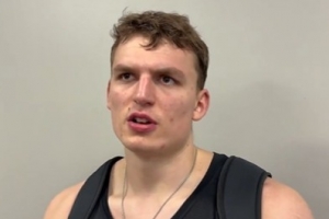 今日乐球NBA无插件进球集锦_今日乐球NBA无插件进球集锦在线观看_免费看直播