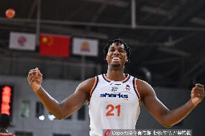 直播吧：CBA在总决赛G1前内部告知上海男篮怀特塞德不能继续比赛-zp
