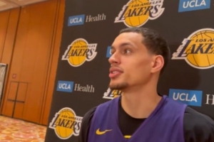 今日01NBA免费看在线观看_今日01NBA免费看在线观看在线观看_免费看直播