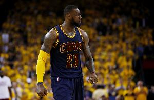 媒体人：如果詹姆斯重返骑士 防守端的隐患令人担忧